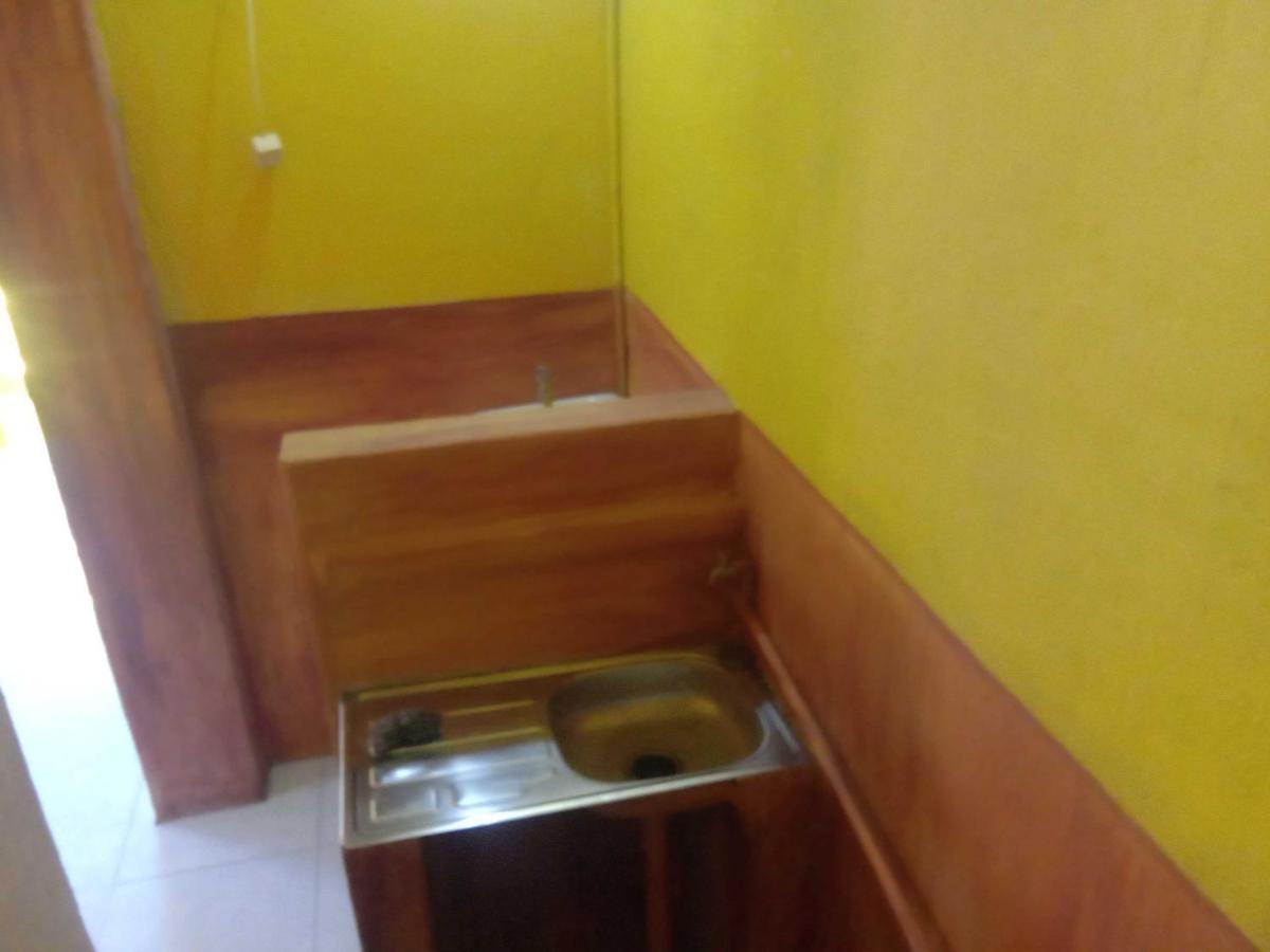Pondok Diana Arta Jasri Bagian luar foto